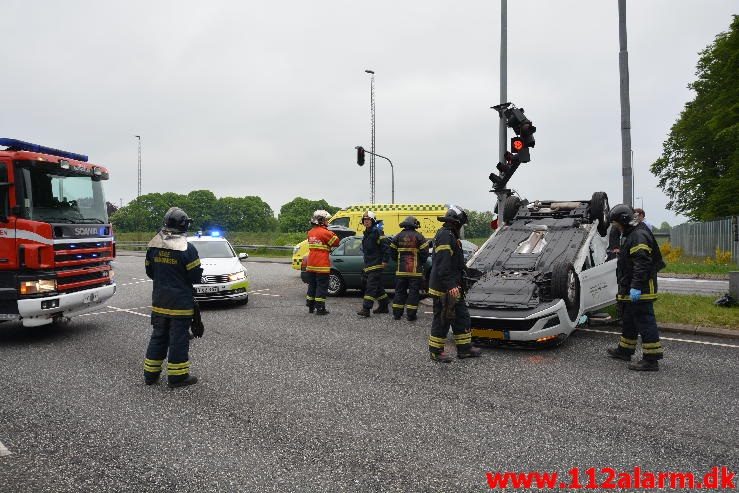 FUH med fastklemt. Fredericiavej lige ved Motorvejen. 24/05-2016. Kl. 18:56.