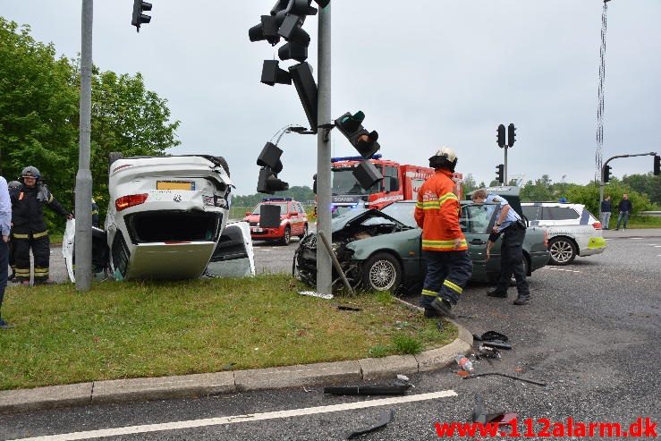 FUH med fastklemt. Fredericiavej lige ved Motorvejen. 24/05-2016. Kl. 18:56.