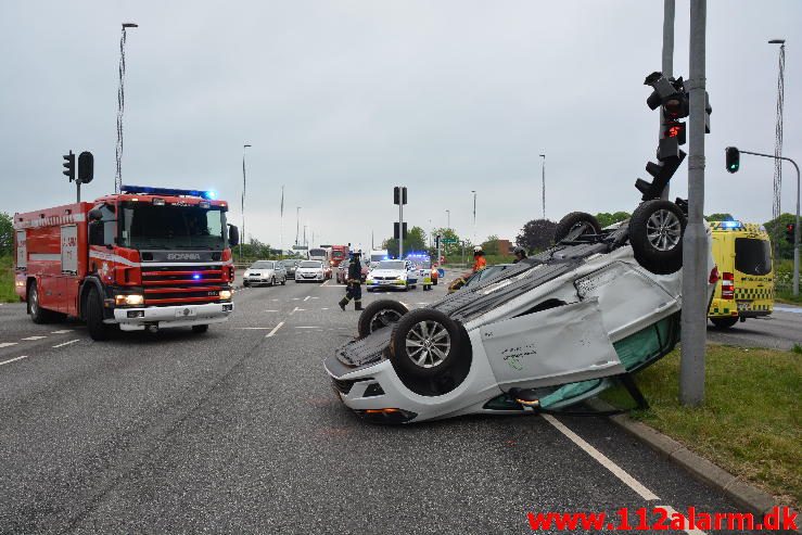 FUH med fastklemt. Fredericiavej lige ved Motorvejen. 24/05-2016. Kl. 18:56.