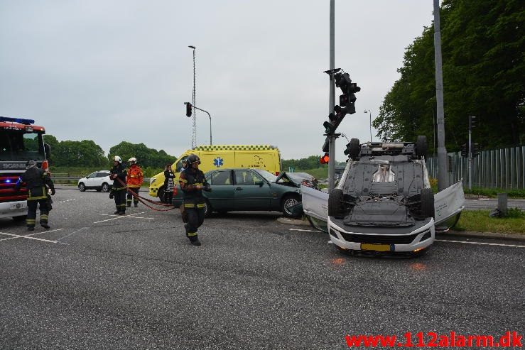 FUH med fastklemt. Fredericiavej lige ved Motorvejen. 24/05-2016. Kl. 18:56.