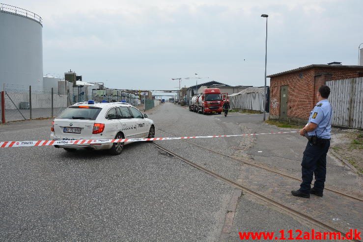 Større kemikalieudslip. Strandgade i Vejle. 29/05-2016. Kl. 19:46.