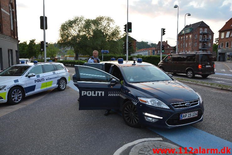 Mand dræbt med kniv. Vestergade i Vejle. 01/06-2016. Kl. 20:00.