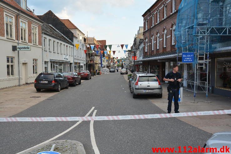 Mand dræbt med kniv. Vestergade i Vejle. 01/06-2016. Kl. 20:00.