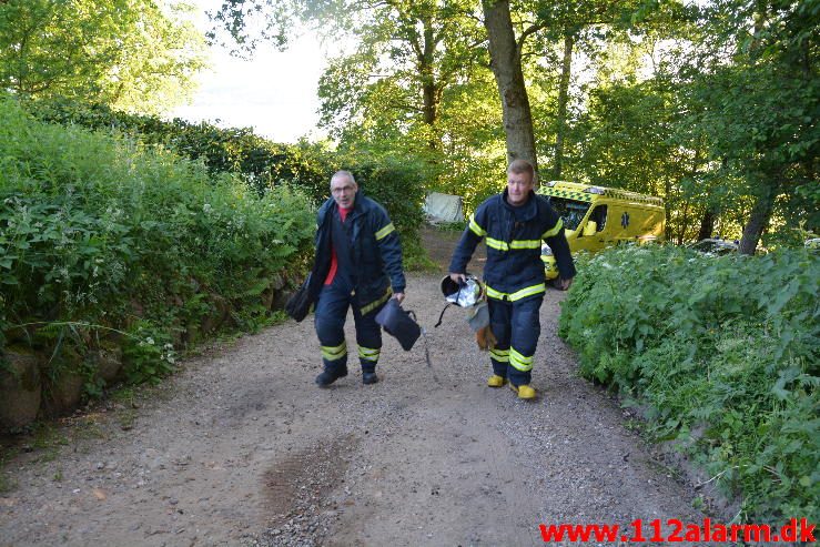 Brand i Sommerhus. Navervej i Vejle. 09/06-2016. Kl. 5:55.