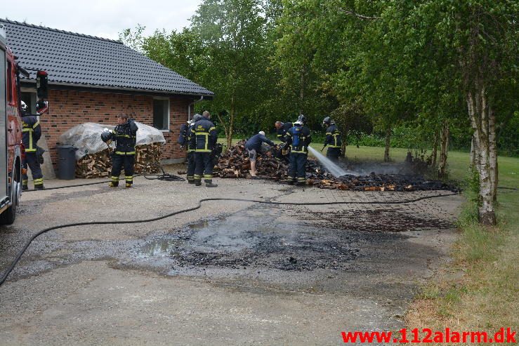 Brand i Villa. Ildvedvej ved Ildved. 13/06-2016. Kl. 10:06.