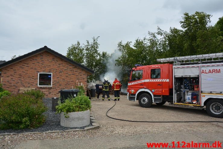 Brand i Villa. Ildvedvej ved Ildved. 13/06-2016. Kl. 10:06.