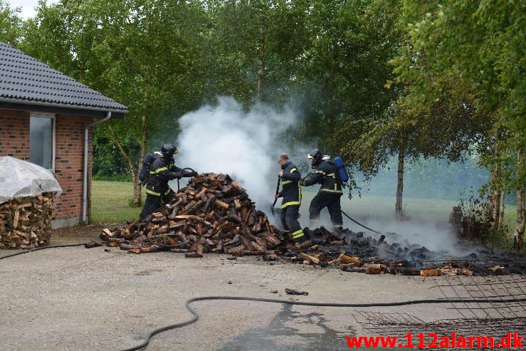 Brand i Villa. Ildvedvej ved Ildved. 13/06-2016. Kl. 10:06.