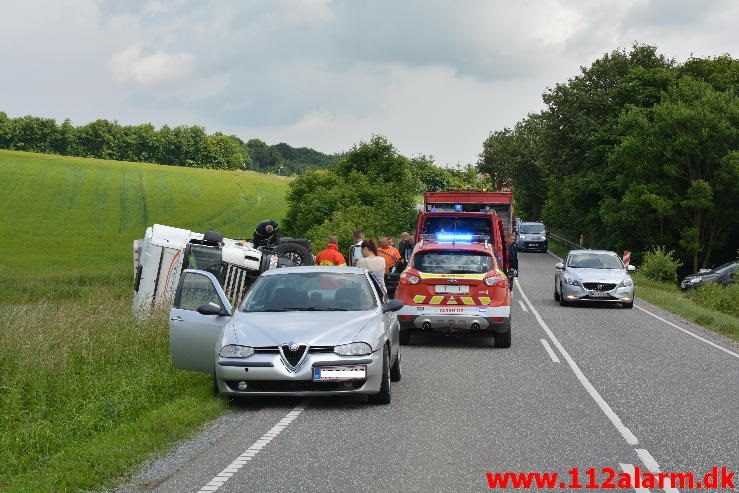 Str. forurening-Benzinudslip. Vejlevej ved Hyrup. 17/06-2016. Kl. 13:08.