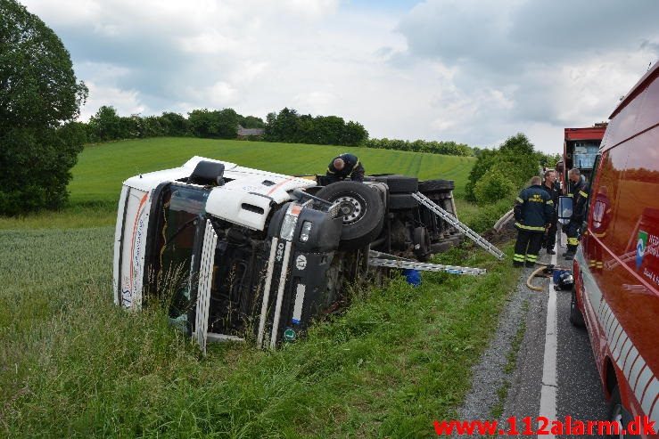 Str. forurening-Benzinudslip. Vejlevej ved Hyrup. 17/06-2016. Kl. 13:08.