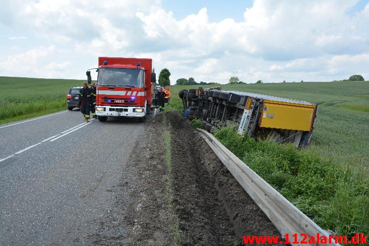 Str. forurening-Benzinudslip. Vejlevej ved Hyrup. 17/06-2016. Kl. 13:08.