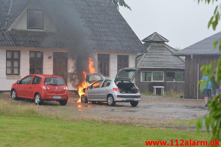 Bilbrand. Hovervej i Vejle. 25/06-2016. Kl. 13:12.