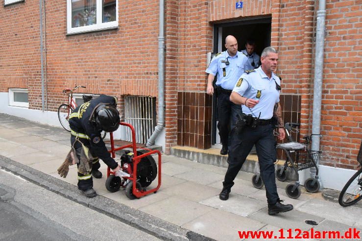 Brand i en lejlighed. Svendsgade 28 i Vejle. 07/07-2016. Kl. 18:54.