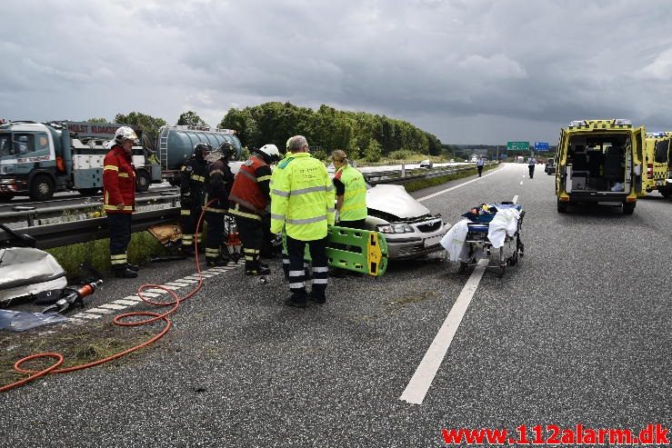 Trafikuheld på Østjyske Motorvej Mellem DTC og Horsensvej i Vejle. 04/08-2016. Kl. 13:11.