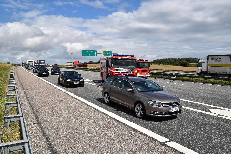 Trafikuheld på Østjyske Motorvej Mellem DTC og Horsensvej i Vejle. 04/08-2016. Kl. 13:11.