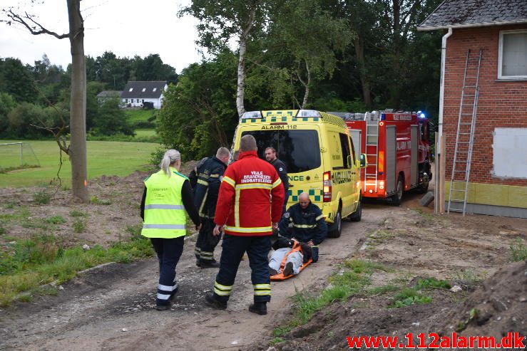 Redn.-Skrænt. Åkandevej 35 i Børkop. 12/08-2016. Kl. 20:26.