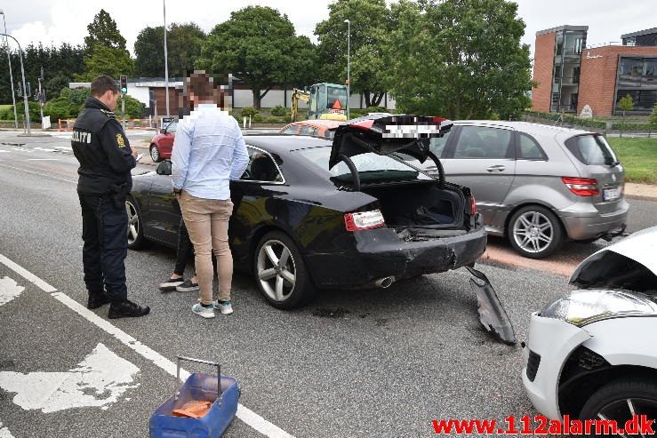 FUH med fastklemt. Horsensvej i Vejle. 14/08-2016. Kl. 14:14.