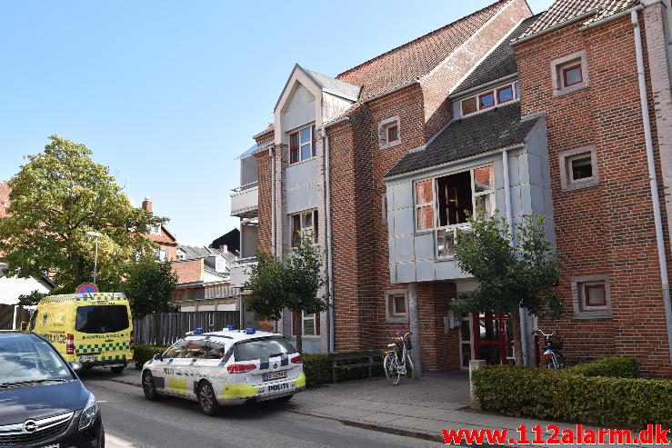 Mindre brand i bygning. Valdemarsgade i Vejle. 21/08-2016. Kl. 11:31.