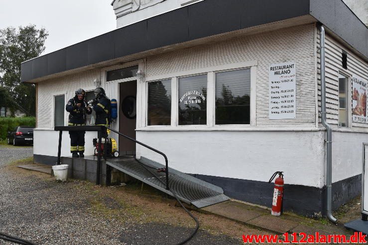 Brand i Butik. Borgergade i Brejning. 04/09-2016. Kl. 16:48.