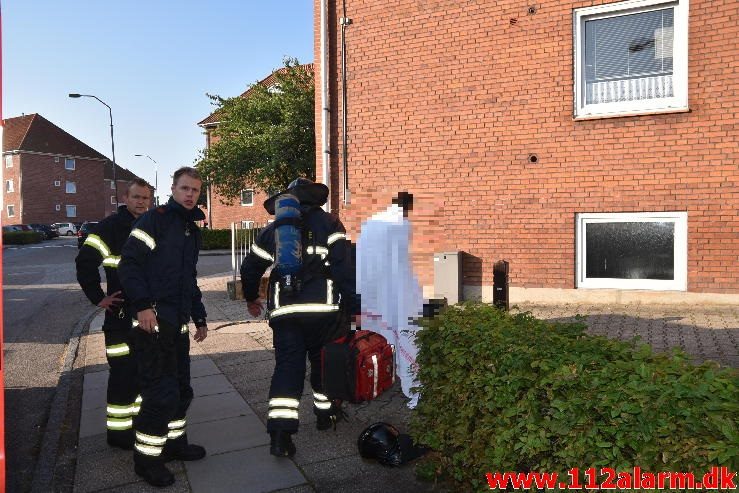 Brand i Etageejendom. Ellevang 14 i Vejle. 08/09-2016. Kl. 08:43.