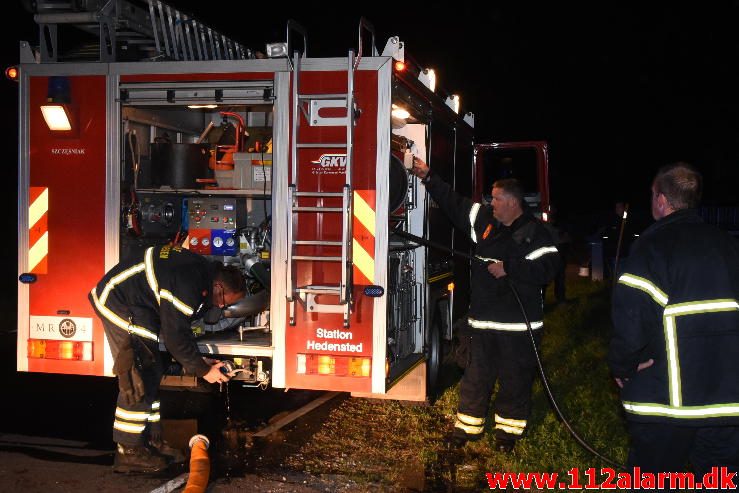 Brand i Villa. Bredalvej ved Hedensted. 14/09-2016. Kl. 21:24.