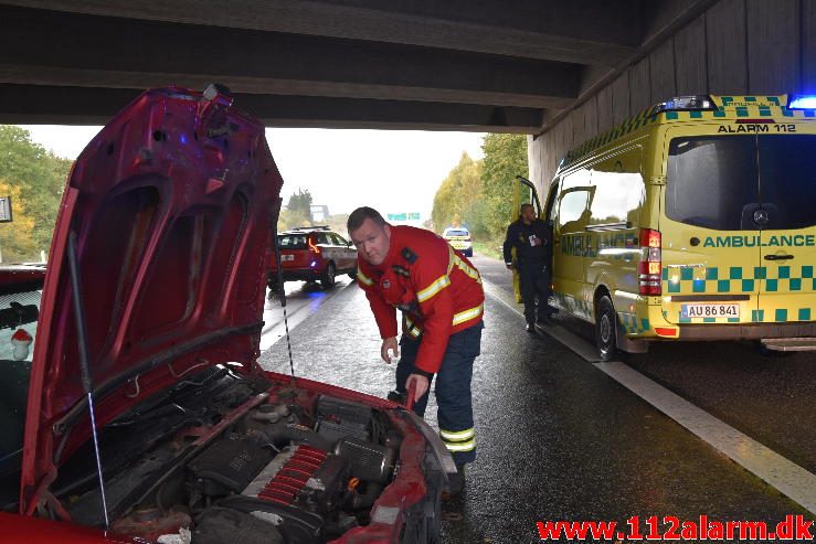 FUH med Fastklemte. Motorvejen ved Vejle. 21/10-2016. Kl. 15:29.