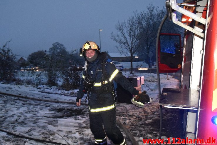 Brand i Villa. Sønderskovvej i Andkær. 09/11-2016. Kl. 15:59.