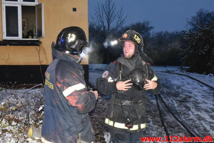 Brand i Villa. Sønderskovvej i Andkær. 09/11-2016. Kl. 15:59.