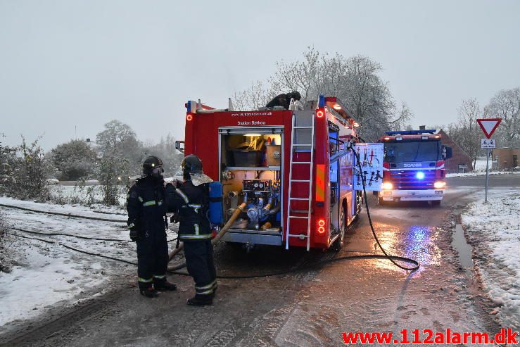 Brand i Villa. Sønderskovvej i Andkær. 09/11-2016. Kl. 15:59.