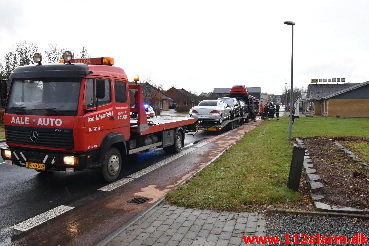 Str. forurening-Olieudslip. Torvegade 25 i Tørring. 17/11-2016. Kl. 14:18.