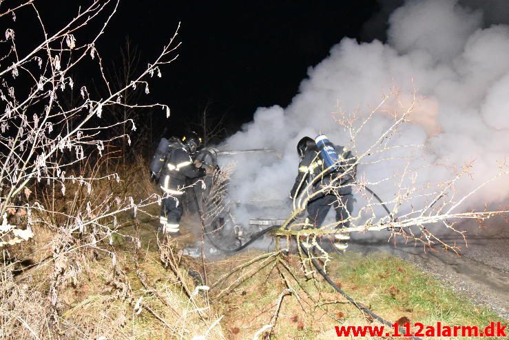 Bilbrand. Højgårdvej ved Vejle. 28/11-2016. Kl. 21:17.