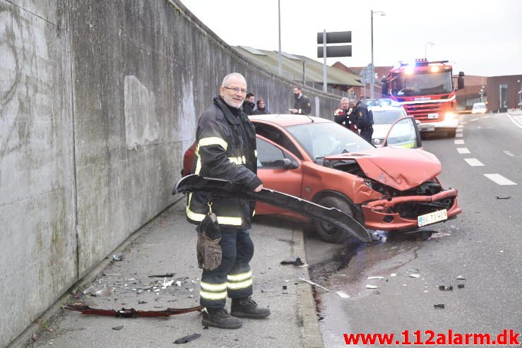 2 personer stal af efter uheldet. Gl. Havnen i Vejle. 15/12-2016. Kl. 14:09.