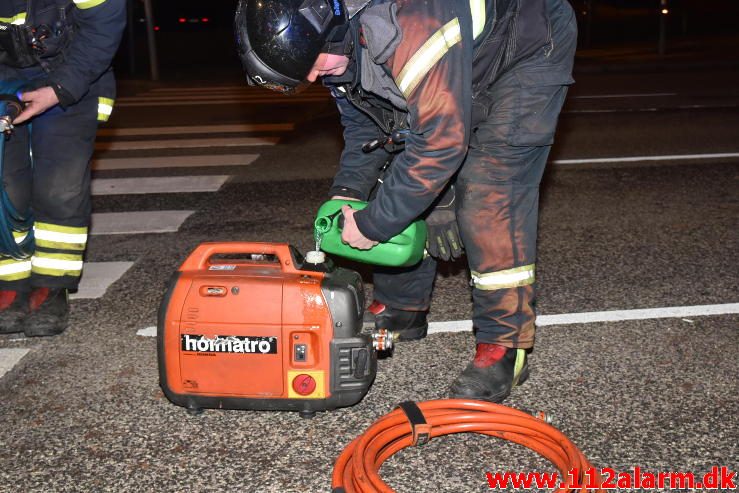 FUH med Fastklemte. Horsensvej i Vejle. 29/12-2016. Kl. 19:39.