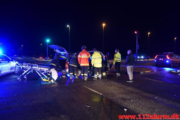 FUH med fastklemte. Horsensvej i Vejle. 16/01-2017. Kl. 20:44.