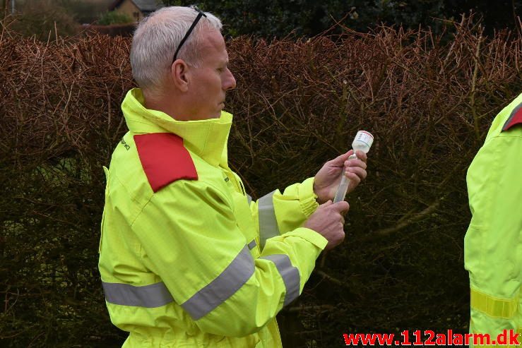 FUH med fastklemt. Horsensvej i Bredal. 24/01-2017. kl. 13:24.