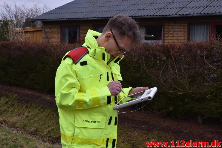 FUH med fastklemt. Horsensvej i Bredal. 24/01-2017. kl. 13:24.