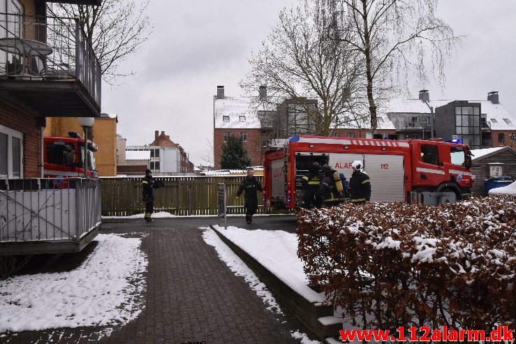 Brand i Etageejendom. Enggade 13 i Vejle. 09/02-2017. Kl. 14:52.