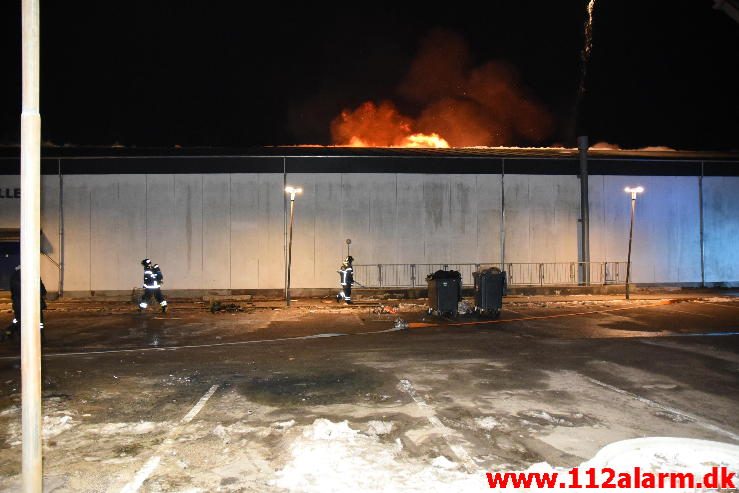 Petermindehallen brændt ned til grunden. Petersmindevej i Vejle. 13/02-2017. Kl. 0010.