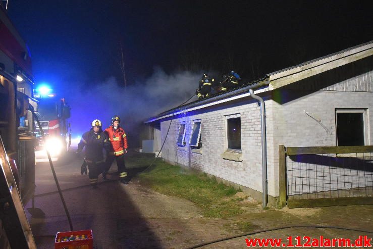 Brand i Villa Fløjstrupvej i Vindelev 27/03-2017. Kl. 21:32.