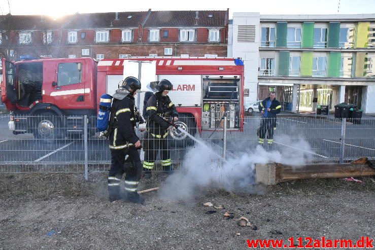 Mindre Brand. Havneparken 11 i Vejle. 27/03-2017. Kl. 17:52.