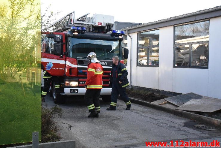 Brand på Petersmindeskolen. Petersmindevej i Vejle. 18/04-2017. Kl. 7:57.