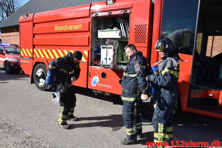 Gårdbrand. Nederbyvej i Skærup. 23/04-2017. Kl. 16:32.