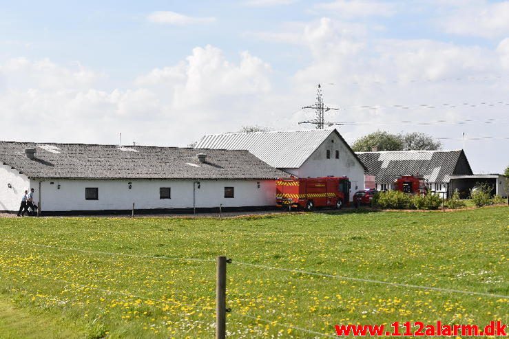 Bygn.brand-Villa. Jennumvej ved Bredsten. 14/05-2017. Kl. 16:20.