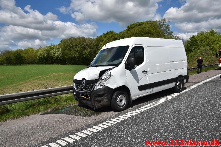 Trafikuheld med fastklemt. E45 mellem Skærup og Kolding N. 15/05-2017. Kl. 12:55.