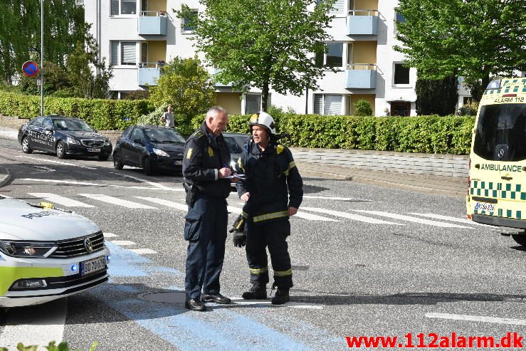 Ild i en Knallert. Skovgade i Vejle. 20/05-2017. Kl. 17:14.