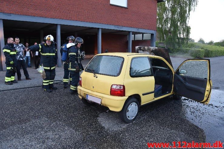 Bilbrand i det fri. Dianavej i Vejle. 21/05-2017. Kl. 21:20.