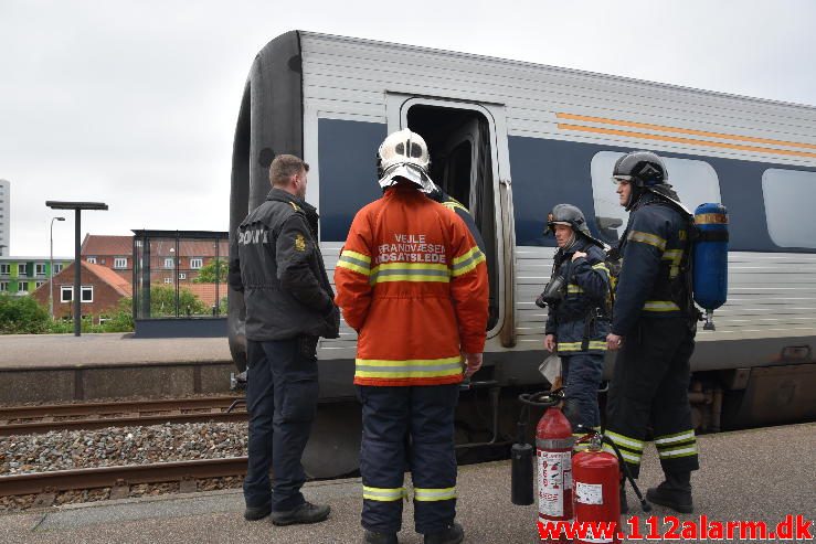 Brand i Passagertog. Spor 3 i Vejle Banegård. 23/05-2017. Kl. 19:37.