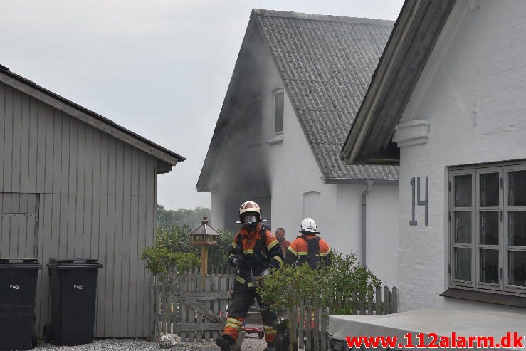 Brand i Værksted. Egelandvej ved Egtved. 23/05-2017. Kl. 13:05.