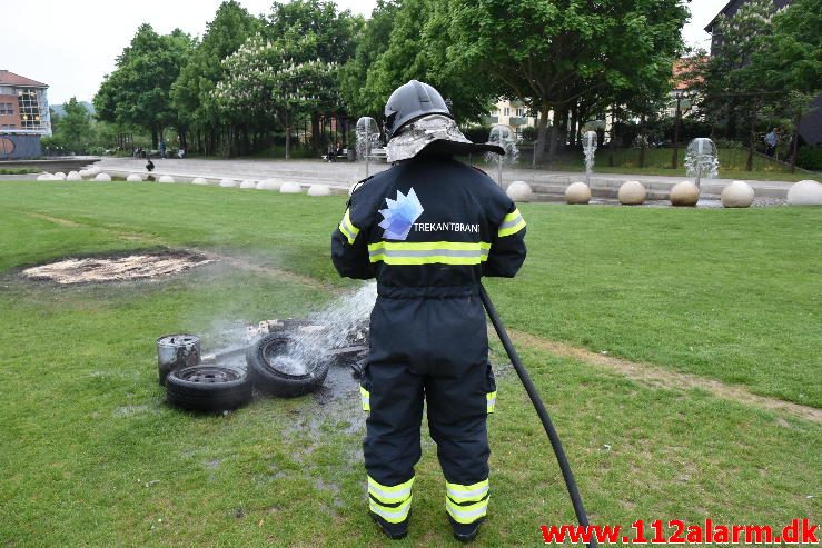 Mindre Brand. Byparken i Vejle. 29/05-2017. Kl. 20:39.