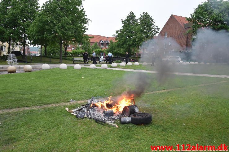 Mindre Brand. Byparken i Vejle. 29/05-2017. Kl. 20:39.