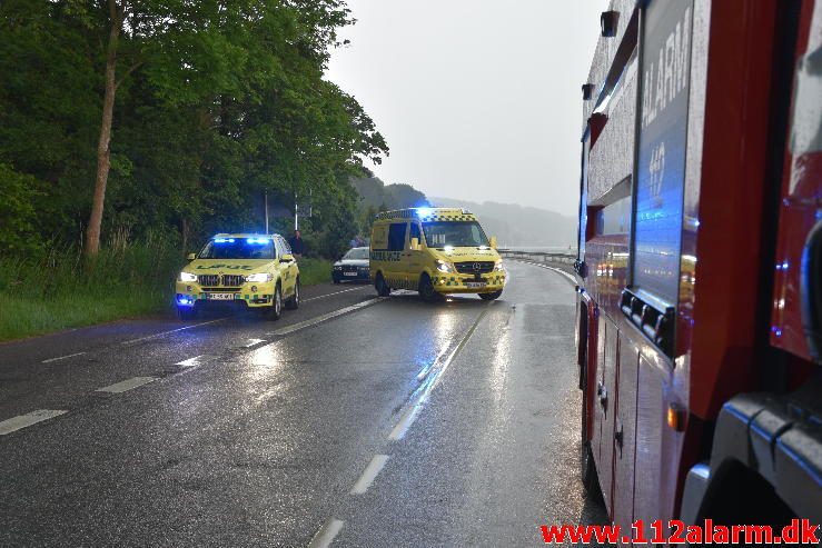 FUH med fastklemt. Ibæk Strandvej i Vejle. 06/06-2017. Kl. 18:25.